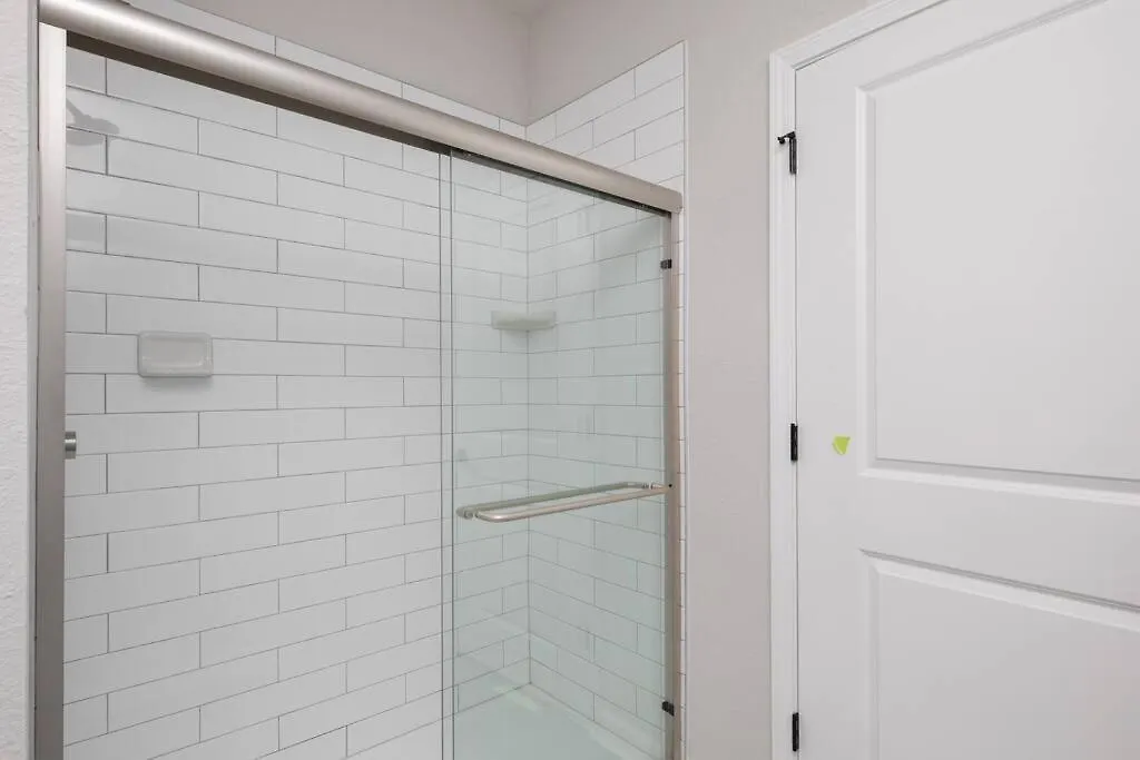 Stylish And Modern Charlotte Apartment Near Charlotte Motor Speedway University Place